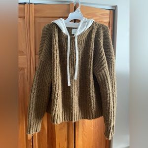 Aerie offline sweater hoodie. Size M worn once